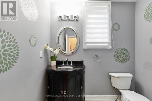 100 Walker Road W, Caledon, ON - Indoor Photo Showing Bathroom