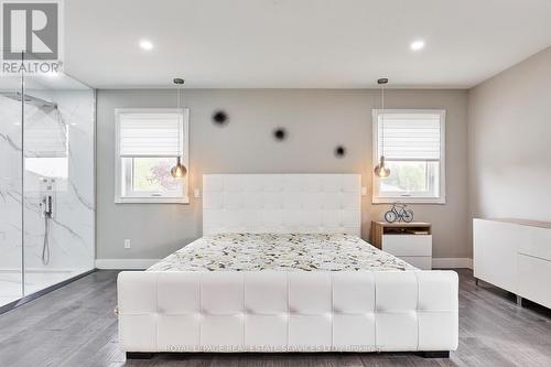 100 Walker Road W, Caledon, ON - Indoor Photo Showing Bedroom