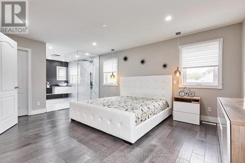 100 Walker Road W, Caledon, ON - Indoor Photo Showing Bedroom