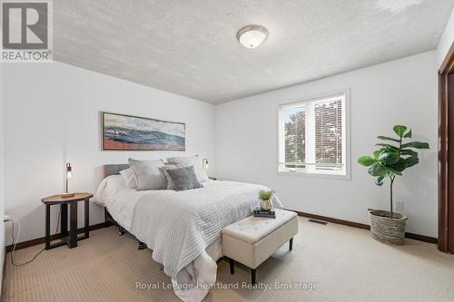 6 Alexander Street, Huron East (Seaforth), ON - Indoor Photo Showing Bedroom