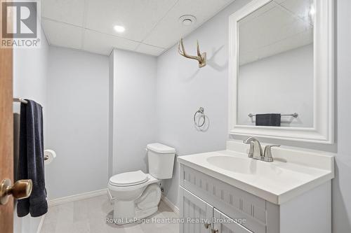 6 Alexander Street, Huron East (Seaforth), ON - Indoor Photo Showing Bathroom