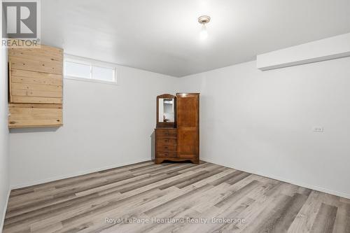 6 Alexander Street, Huron East (Seaforth), ON - Indoor