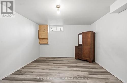 6 Alexander Street, Huron East (Seaforth), ON - Indoor Photo Showing Other Room