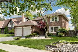 21 RAMBLEWOOD DRIVE Toronto, ON M1C 3E2