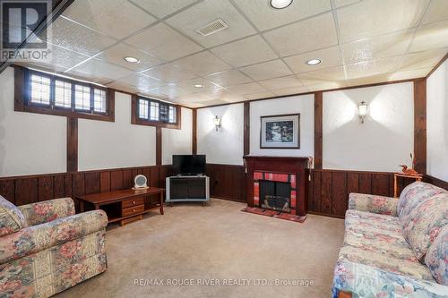 14 Farmbrook Road, Toronto, ON - Indoor