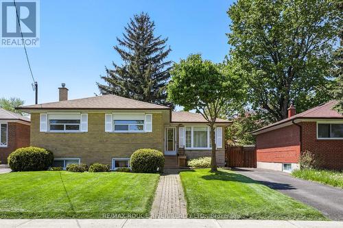 14 Farmbrook Road, Toronto, ON - Outdoor