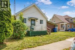 8 Gray STREET Chatham, ON N7M 1S6
