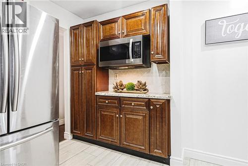 3217 Sovereign Road, Burlington, ON - Indoor