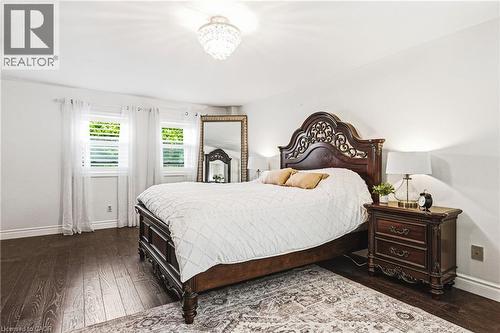 3217 Sovereign Road, Burlington, ON - Indoor Photo Showing Bedroom