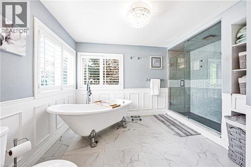 3217 Sovereign Road, Burlington, ON - Indoor Photo Showing Bathroom