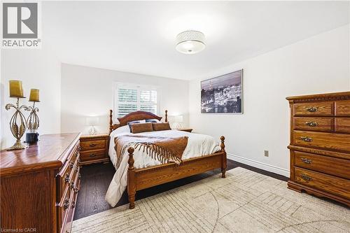 3217 Sovereign Road, Burlington, ON - Indoor Photo Showing Bedroom