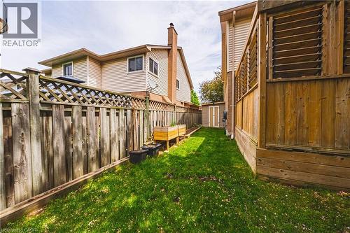 3217 Sovereign Road, Burlington, ON - Outdoor