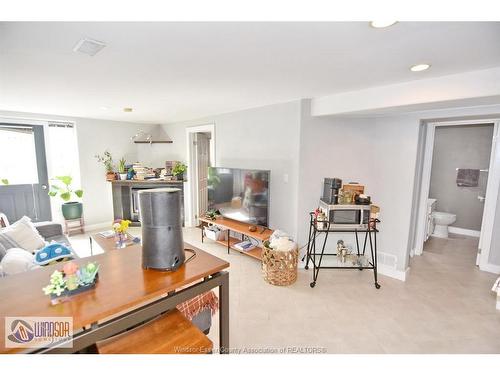 Lower Unit B-1003 Silverdale, Windsor, ON 