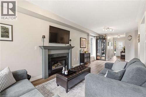 5114 Tree Court, Burlington, ON - Indoor Photo Showing Living Room With Fireplace