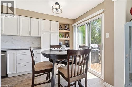 5114 Tree Court, Burlington, ON - Indoor Photo Showing Dining Room