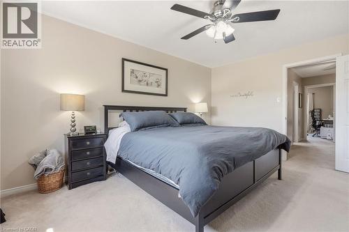 5114 Tree Court, Burlington, ON - Indoor Photo Showing Bedroom