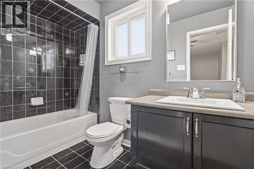 5114 Tree Court, Burlington, ON - Indoor Photo Showing Bathroom