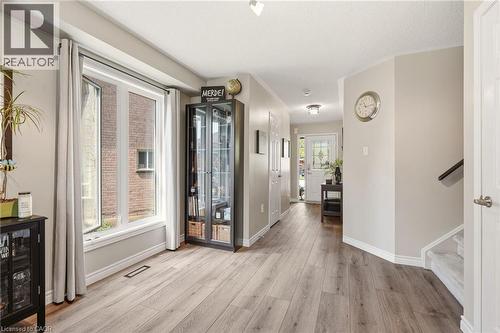 5114 Tree Court, Burlington, ON - Indoor Photo Showing Other Room