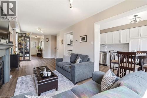 5114 Tree Court, Burlington, ON - Indoor Photo Showing Living Room With Fireplace