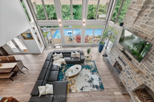 18 Mount Haven Crescent, East Luther Grand Valley, ON - Indoor Photo Showing Living Room