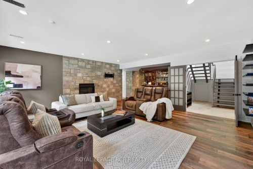 18 Mount Haven Crescent, East Luther Grand Valley, ON - Indoor Photo Showing Living Room With Fireplace