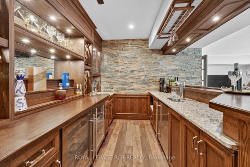 18 Mount Haven Crescent, East Luther Grand Valley, ON - Indoor Photo Showing Kitchen