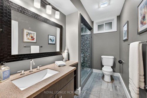18 Mount Haven Crescent, East Luther Grand Valley, ON - Indoor Photo Showing Bathroom