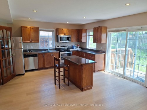 17 Compton Crescent, Toronto, ON - Indoor Photo Showing Kitchen With Stainless Steel Kitchen With Double Sink