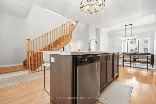 12 Heathrow Lane, Caledon, ON - Indoor