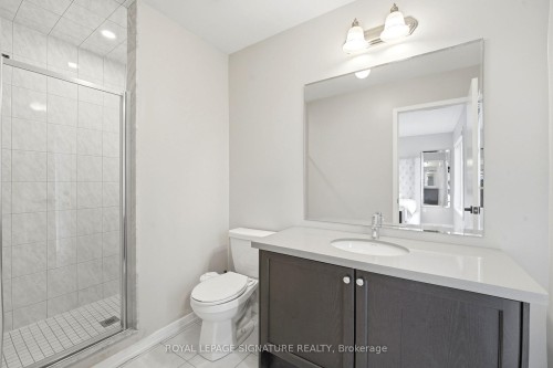 12 Heathrow Lane, Caledon, ON - Indoor Photo Showing Bathroom