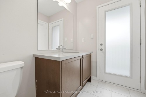 12 Heathrow Lane, Caledon, ON - Indoor Photo Showing Bathroom