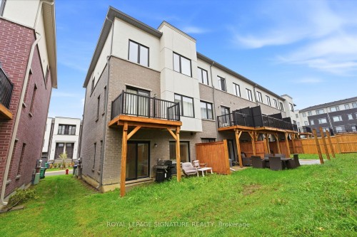 12 Heathrow Lane, Caledon, ON - Outdoor With Exterior