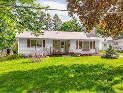 727 Gregg CRT  Fredericton, NB E3B 4H5
