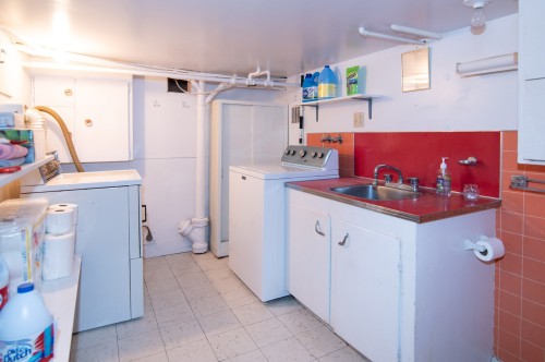 Laundry - 819 Rue Taché, Saint-Pascal, QC 