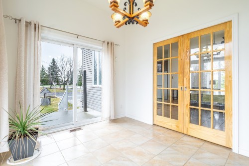 Boudoir - 721 Rg St-Pierre S., Saint-Constant, QC - Indoor Photo Showing Other Room