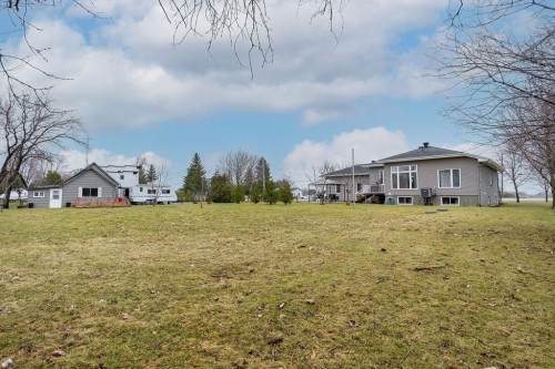 Cour - 721 Rg St-Pierre S., Saint-Constant, QC - Outdoor