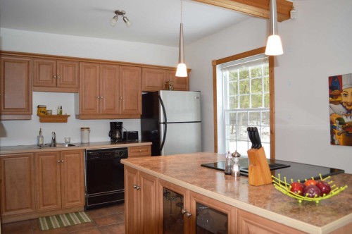 Cuisine - 5041 Ch. Lost River, Harrington, QC - Indoor Photo Showing Kitchen