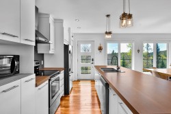 Kitchen - 