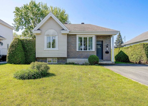 178 Rue du Centre  Saint-Jean-Sur-Richelieu, QC J2E 2T9