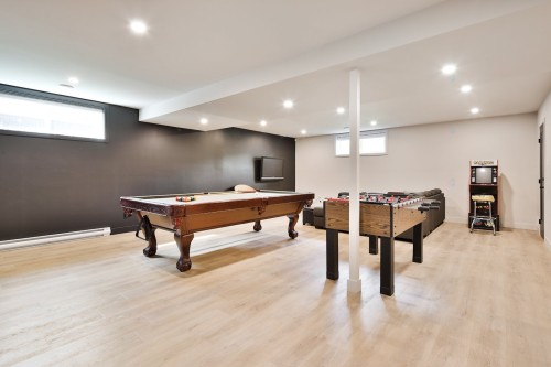 Salle familiale - 973 Rue St-Jean, Chambly, QC - Indoor