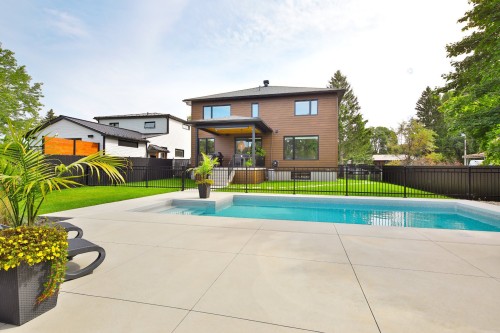 Cour - 973 Rue St-Jean, Chambly, QC - Outdoor With In Ground Pool