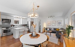1342 Victoria Park Avenue  Toronto, ON M4B 2L7