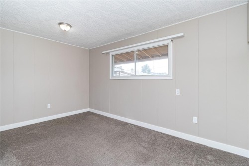 5810 Alderlea St, Duncan, BC 