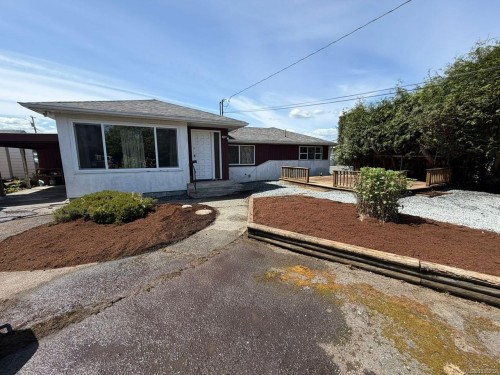 5810 Alderlea St, Duncan, BC 