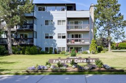 #101-10160 Third St  Sidney, BC V8L 3B6