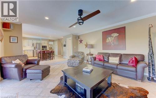 97 Manitoulin Crescent, Kitchener, ON - Indoor Photo Showing Living Room