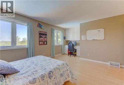 97 Manitoulin Crescent, Kitchener, ON - Indoor Photo Showing Bedroom