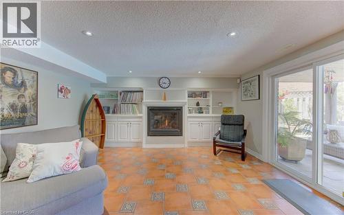 97 Manitoulin Crescent, Kitchener, ON - Indoor Photo Showing Living Room With Fireplace