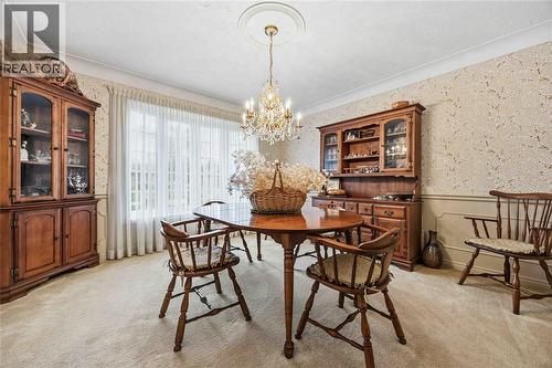 632 Esser Crescent, Sarnia, ON - Indoor Photo Showing Dining Room