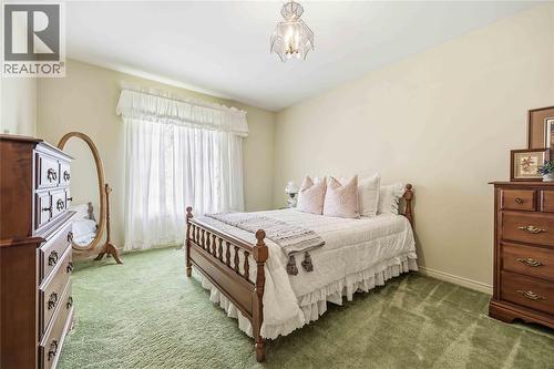 632 Esser Crescent, Sarnia, ON - Indoor Photo Showing Bedroom